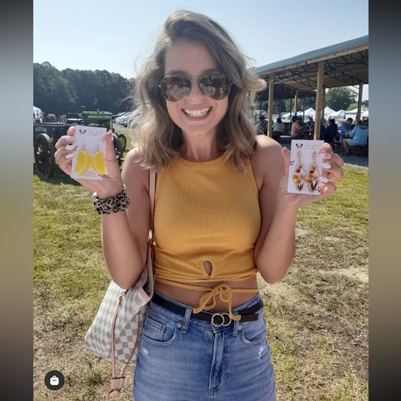 Meet your Posher, Cassidy - Picture 1 of 1